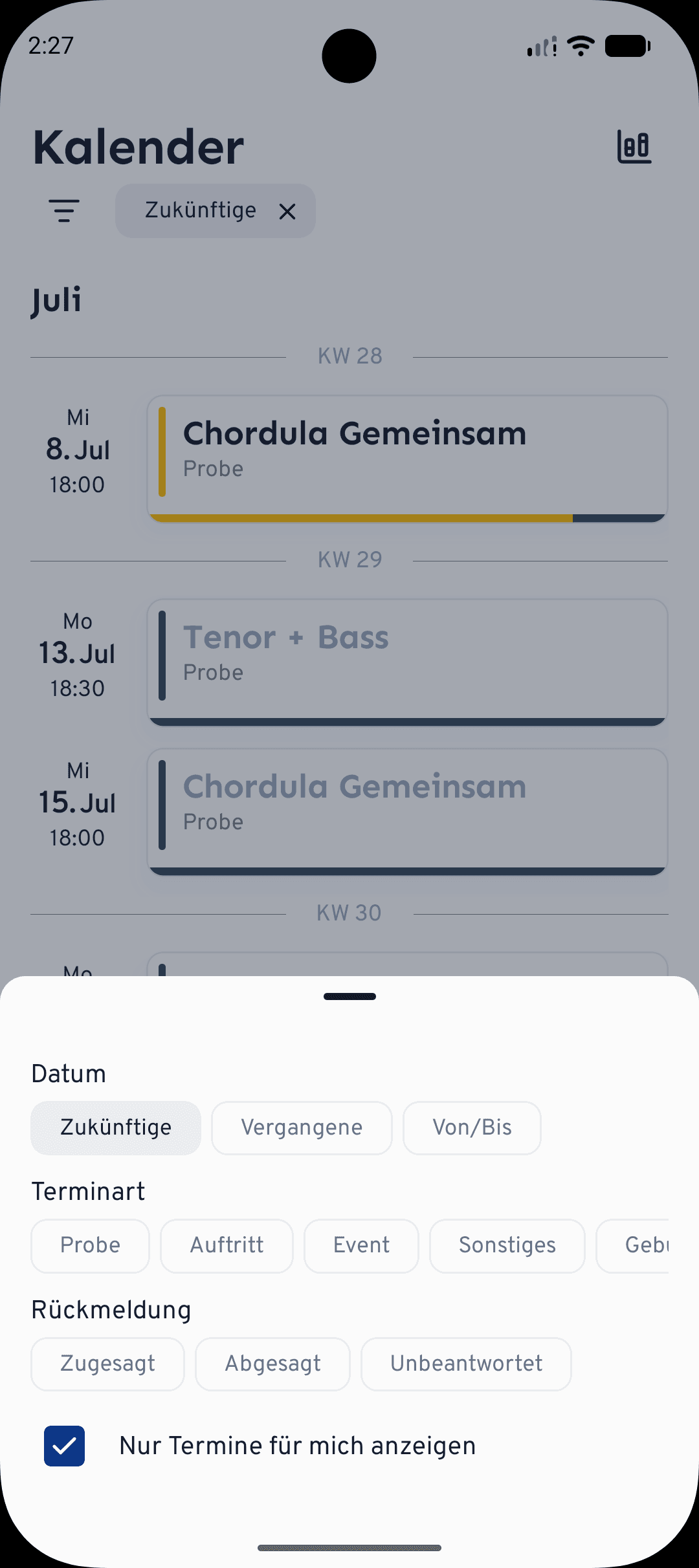 Tippe in der App auf das Filtersymbol, um Datum, Terminart, Rückmeldung und Chor in einem Bereich zu filtern.