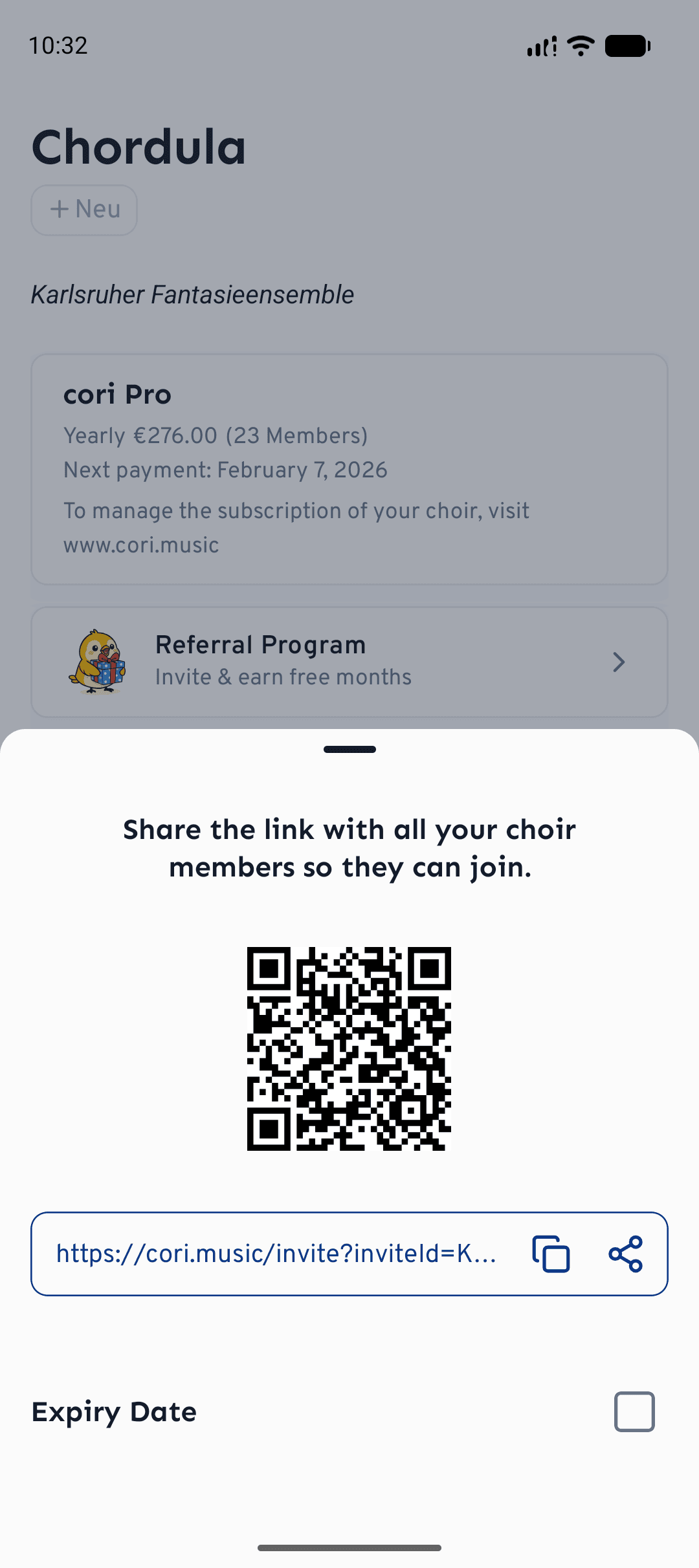 On your phone: QR code and invitation link, with an optional expiry date.