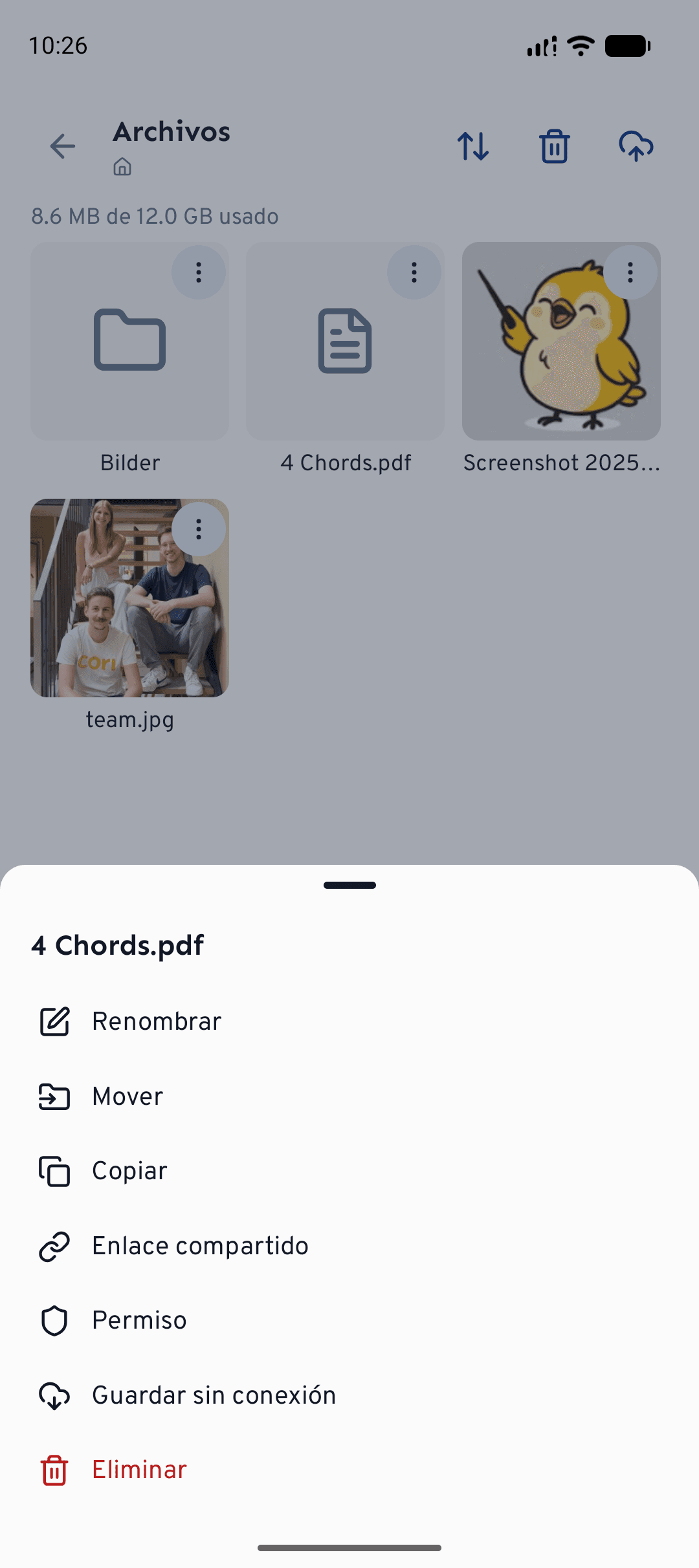 Explorar los Archivos del coro en la app, abiertos desde la pestaña Coro.